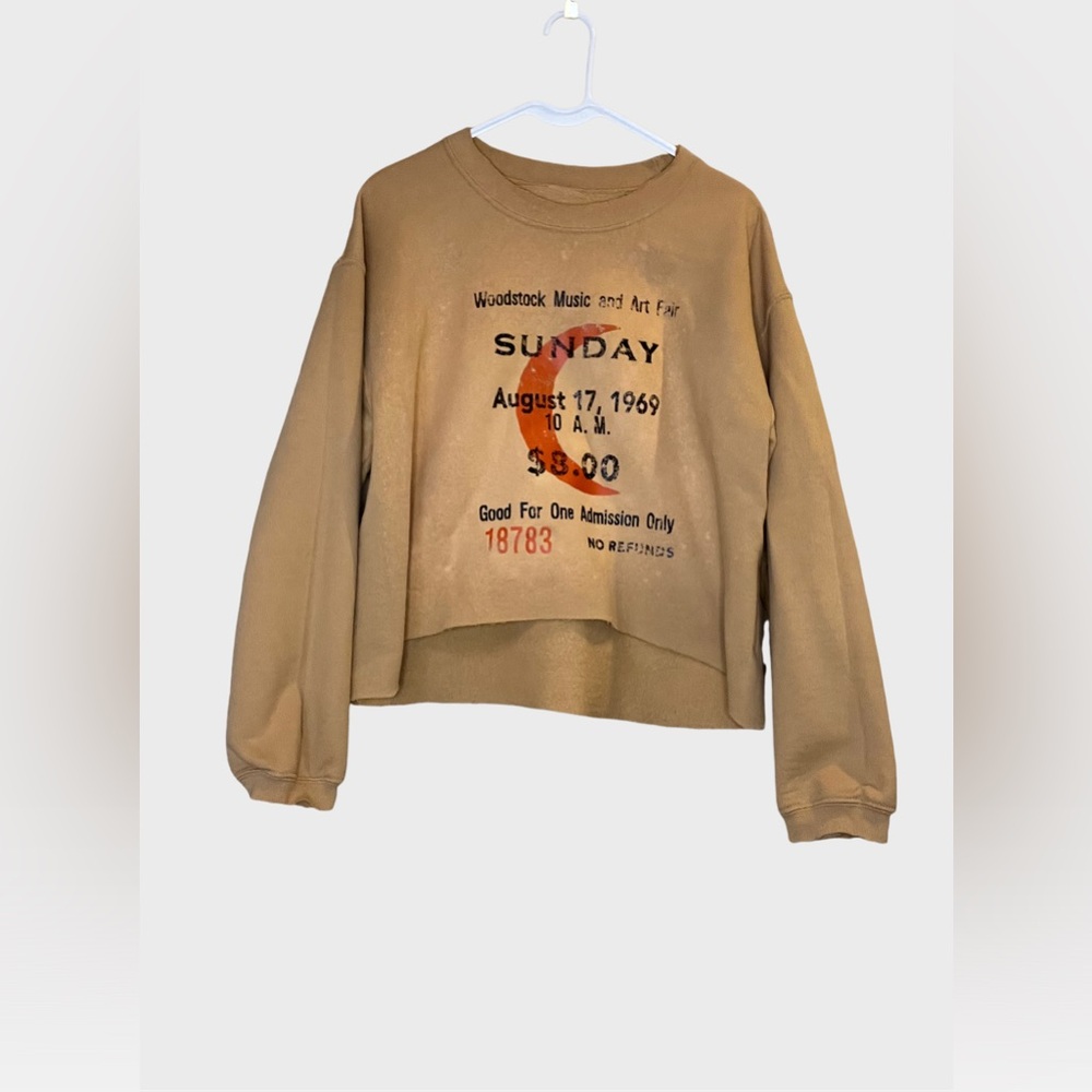 Mamie Ruth  long sleeved cropped mustard yellow sweatshirt Woodstock concert.